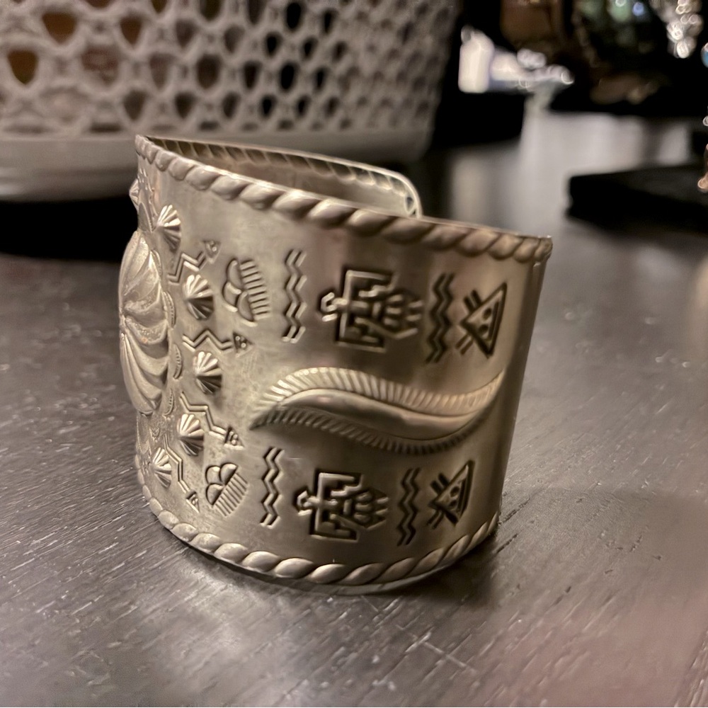 Vintage Bell Trading Post Company Nickel
Silver Cuff Bracelet - Picture 3 of 5